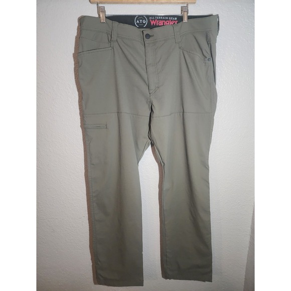 Wrangler Other - Wrangler Men's Pants ATG All Terrain Gear Size 38X30(38X28) Oliver Green Hiking